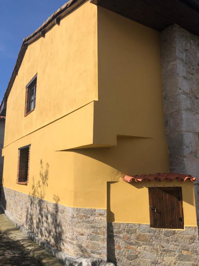 Vivienda Vacacional El Navariegu 1 Villanueva de Pria Exterior photo